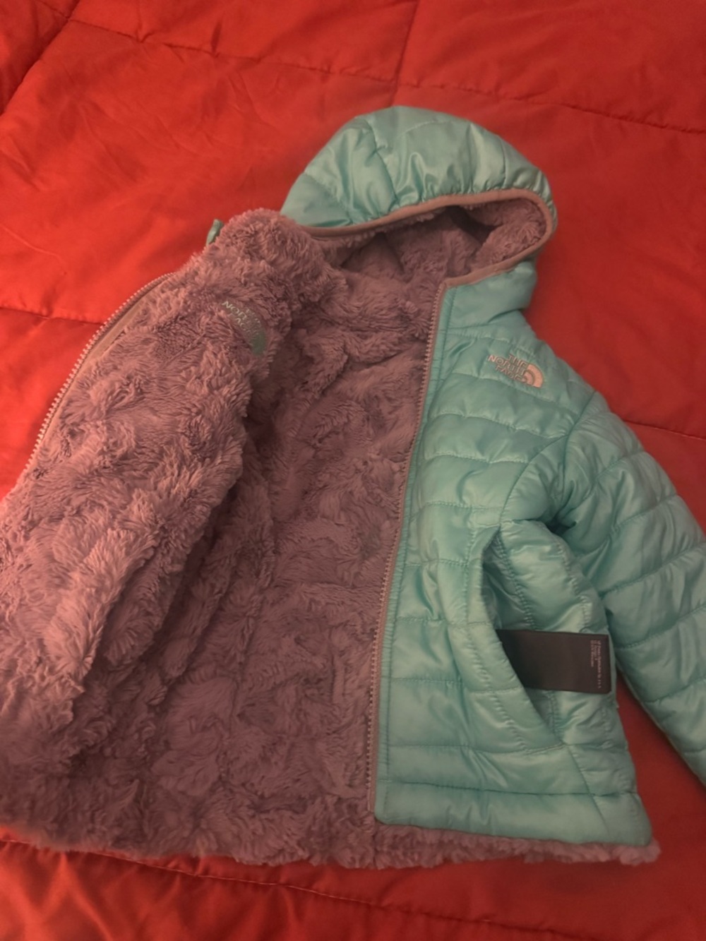 The North Face' Mint Green Hooded Puffer Jacket reversible size 2T - Picture 3 of 8
